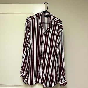 Burgundy stripped button up shirt
